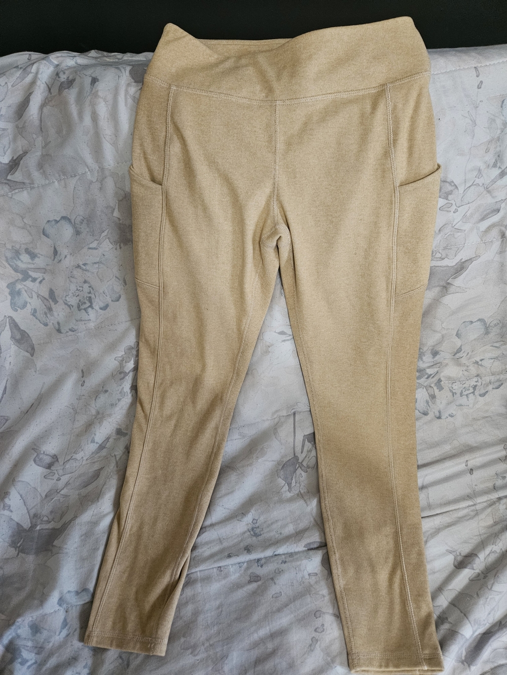 High-Rise Pocket Leggings in Tan